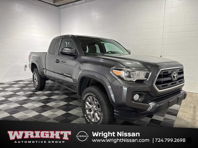 2016 Toyota Tacoma SR5 4WD photo