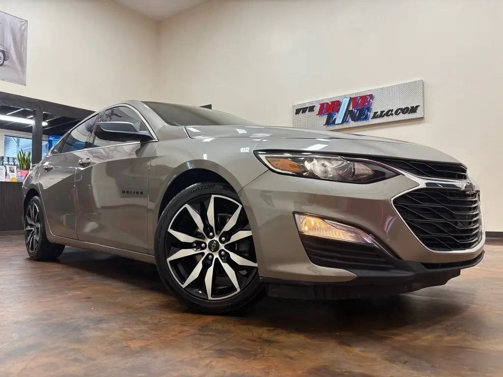 2022 Chevrolet Malibu RS FWD photo