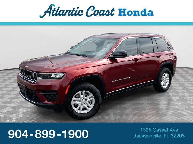 2023 Jeep Grand Cherokee Laredo 4WD photo
