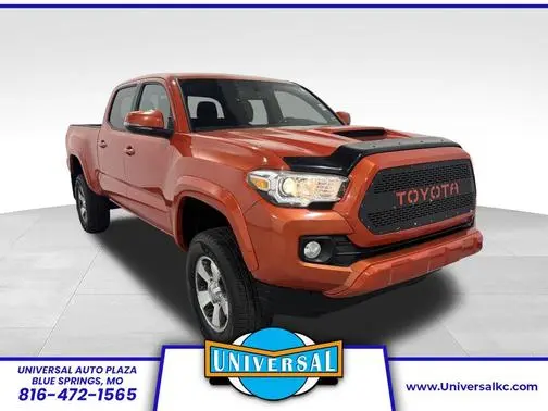 2016 Toyota Tacoma TRD Sport 4WD photo