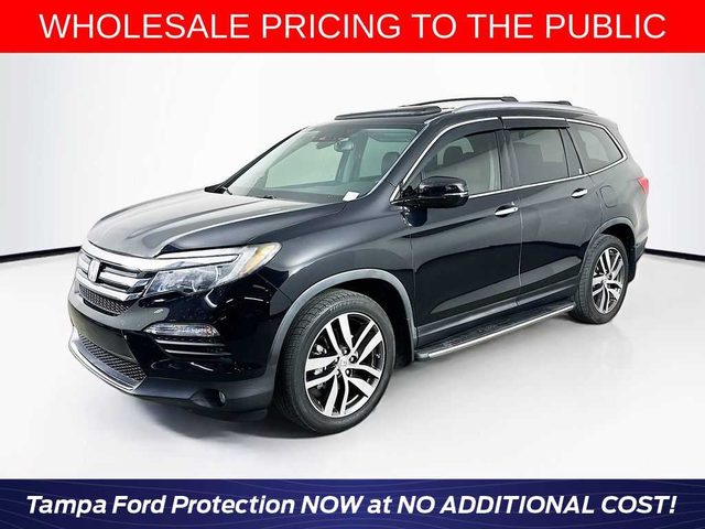 2016 Honda Pilot Touring FWD photo