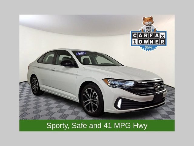 2022 Volkswagen Jetta Sport FWD photo