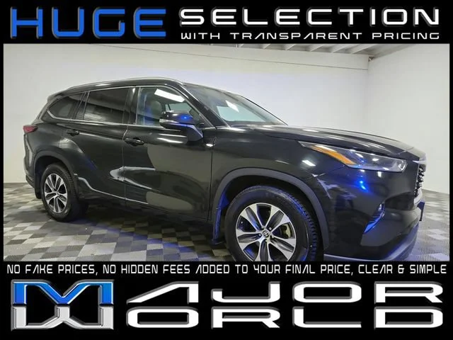 2021 Toyota Highlander XLE AWD photo