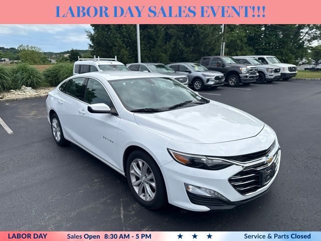 2022 Chevrolet Malibu LT FWD photo