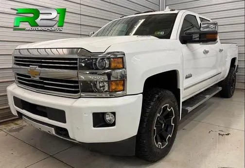 2015 Chevrolet Silverado 3500HD High Country 4WD photo