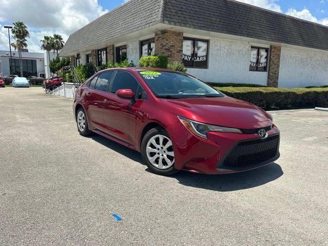 2022 Toyota Corolla LE FWD photo