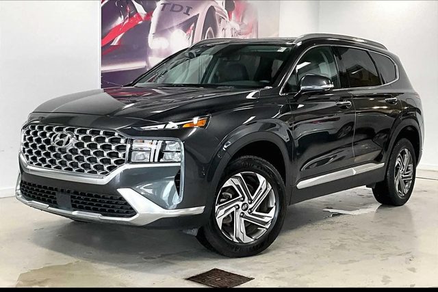2022 Hyundai Santa Fe SEL AWD photo