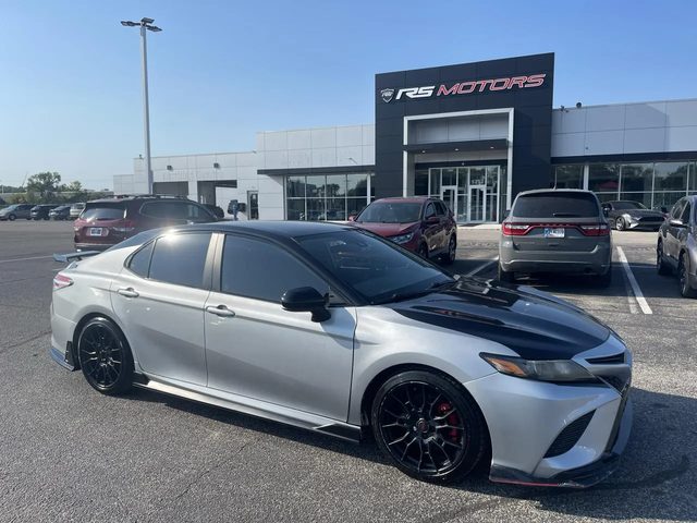 2020 Toyota Camry TRD V6 FWD photo