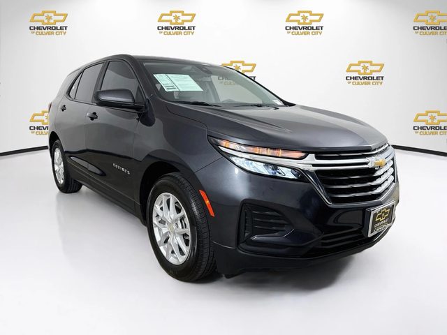 2022 Chevrolet Equinox LS FWD photo
