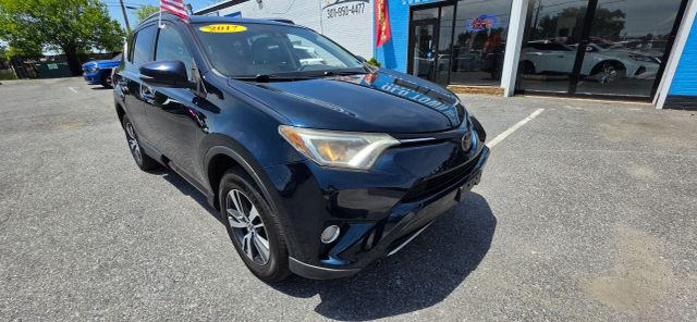 2017 Toyota RAV4 XLE AWD photo