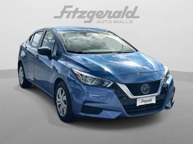 2021 Nissan Versa S FWD photo