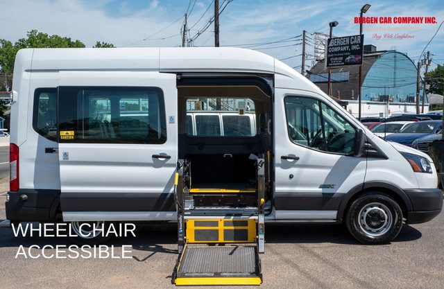 2018 Ford Transit Passenger Wagon XL RWD photo