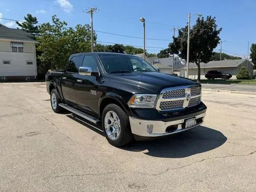 2018 Ram 1500 Laramie 4WD photo