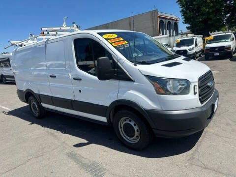 2016 Ford Transit Van  RWD photo