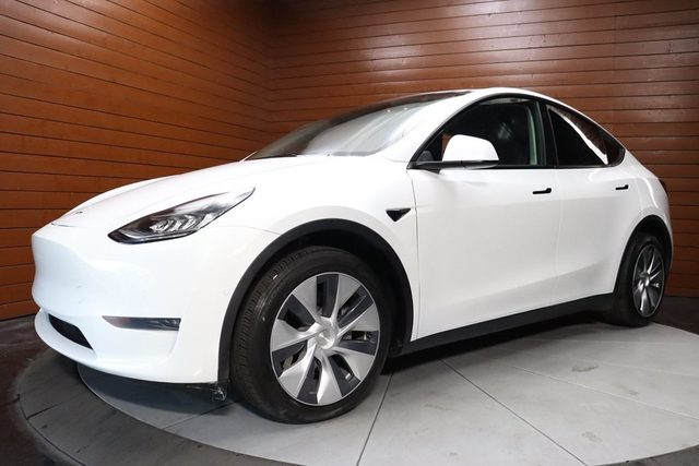 2023 Tesla Model Y Long Range AWD photo