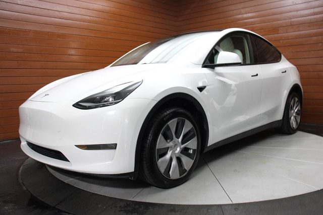 2023 Tesla Model Y Long Range AWD photo