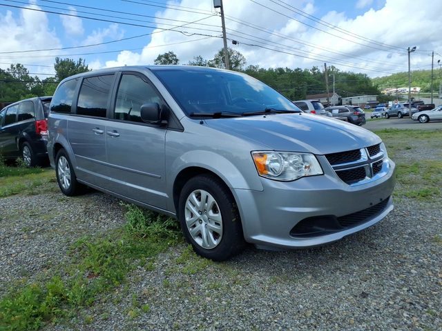 2017 Dodge Grand Caravan SE FWD photo