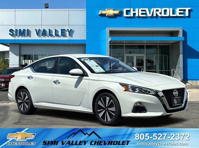 2021 Nissan Altima 2.5 SV FWD photo
