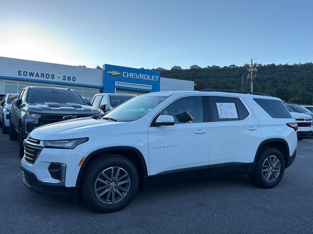 2023 Chevrolet Traverse LT Cloth AWD photo