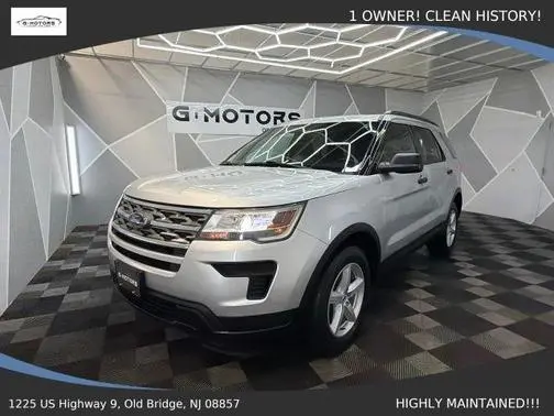 2018 Ford Explorer Base 4WD photo