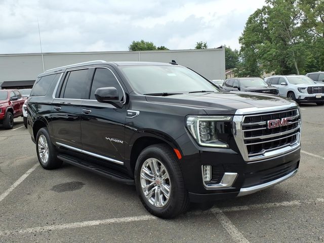 2021 GMC Yukon XL SLT 4WD photo
