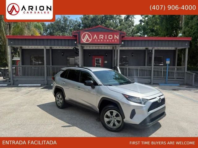 2019 Toyota RAV4 LE AWD photo