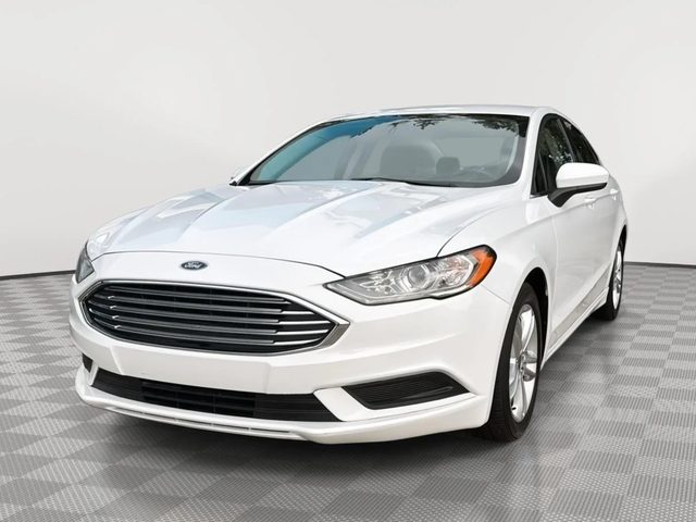 2018 Ford Fusion SE FWD photo