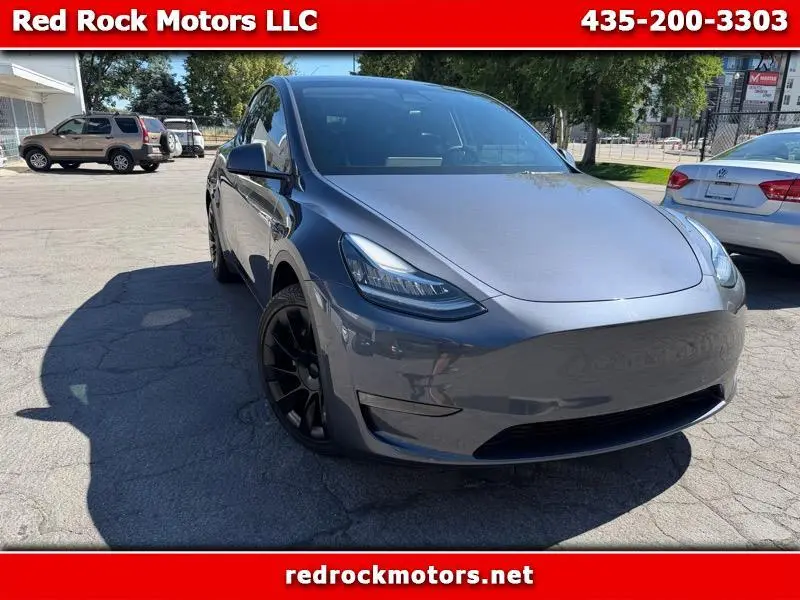 2022 Tesla Model Y Long Range AWD photo