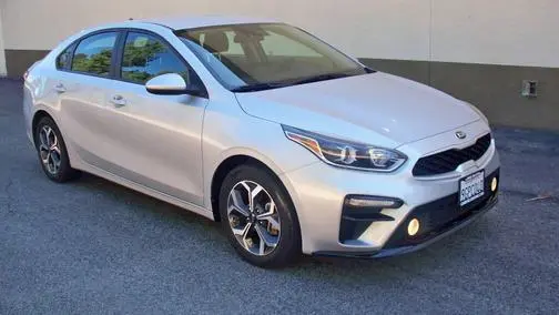 2021 Kia Forte LXS FWD photo