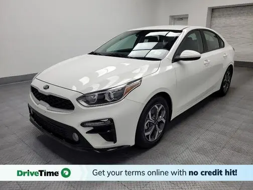 2019 Kia Forte LXS FWD photo