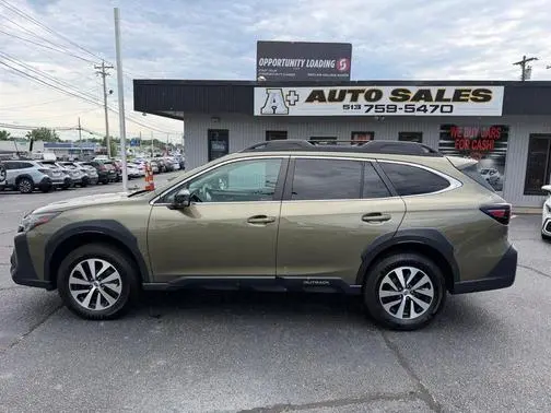 2023 Subaru Outback Premium AWD photo