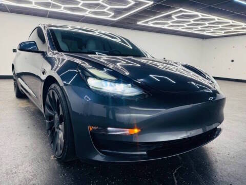 2023 Tesla Model 3 Performance AWD photo