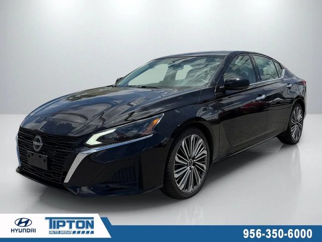 2023 Nissan Altima 2.5 SL FWD photo