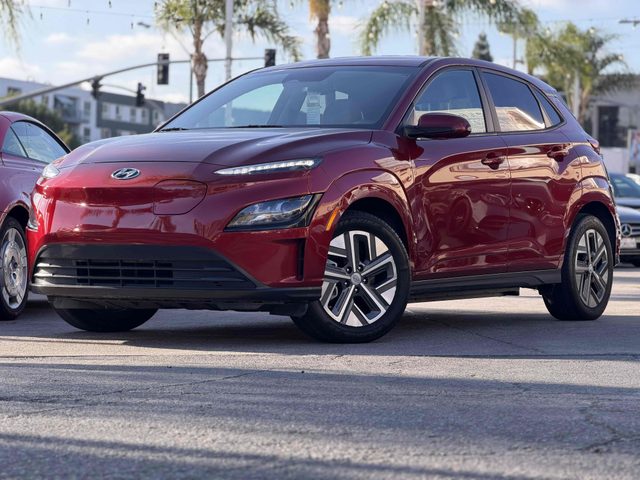 2023 Hyundai Kona SE FWD photo