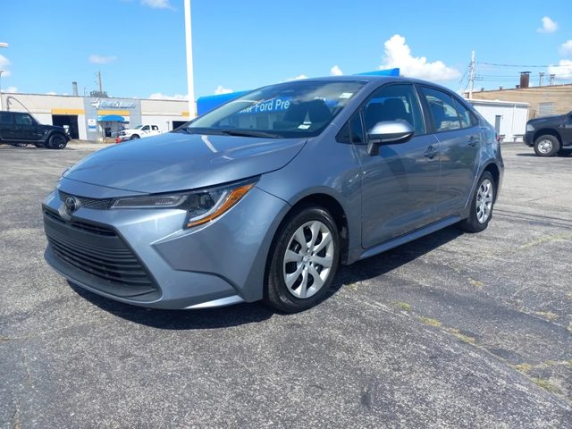 2023 Toyota Corolla LE FWD photo