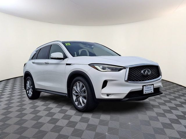 2022 Infiniti QX50 LUXE AWD photo