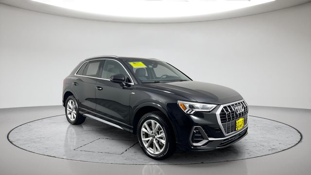 2023 Audi Q3 S line Premium AWD photo
