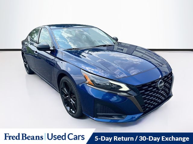 2023 Nissan Altima 2.5 SR FWD photo