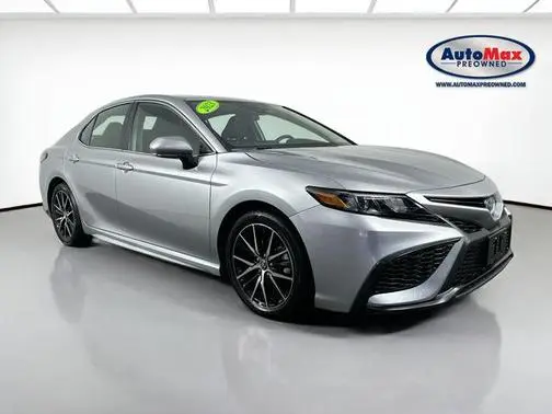 2023 Toyota Camry Hybrid SE FWD photo