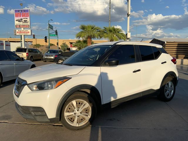 2020 Nissan Kicks S FWD photo