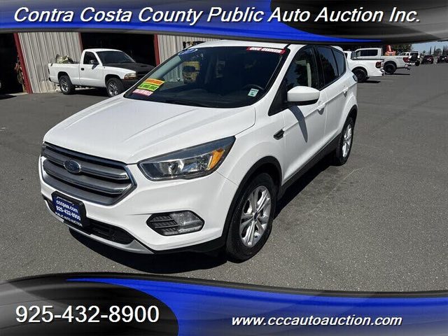2017 Ford Escape SE 4WD photo
