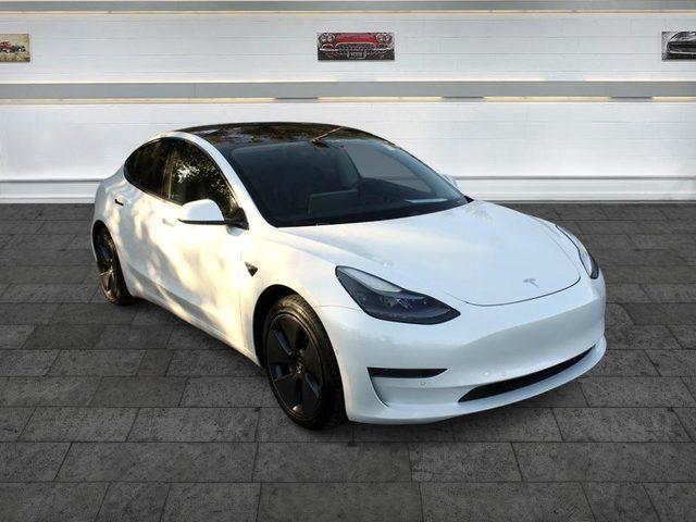 2021 Tesla Model 3 Standard Range Plus RWD photo