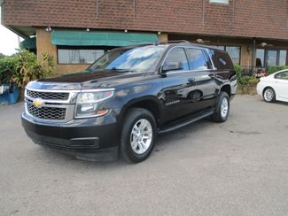 2017 Chevrolet Suburban LT 4WD photo