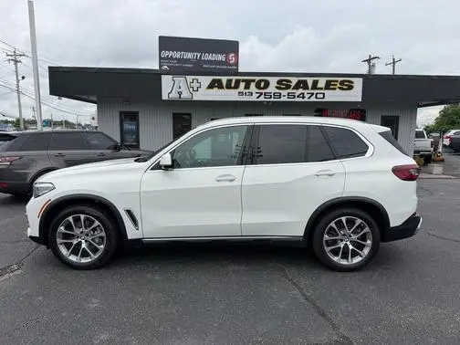 2023 BMW X5 xDrive40i AWD photo