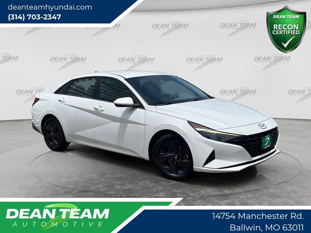 2023 Hyundai Elantra SEL FWD photo