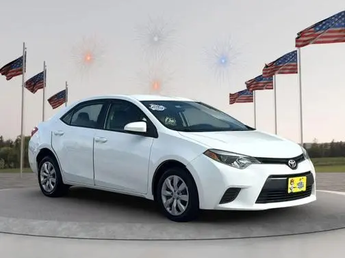 2015 Toyota Corolla LE FWD photo