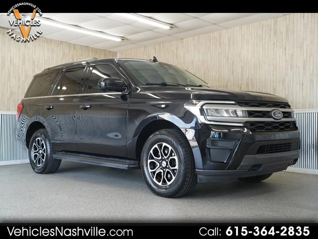 2023 Ford Expedition XLT 4WD photo