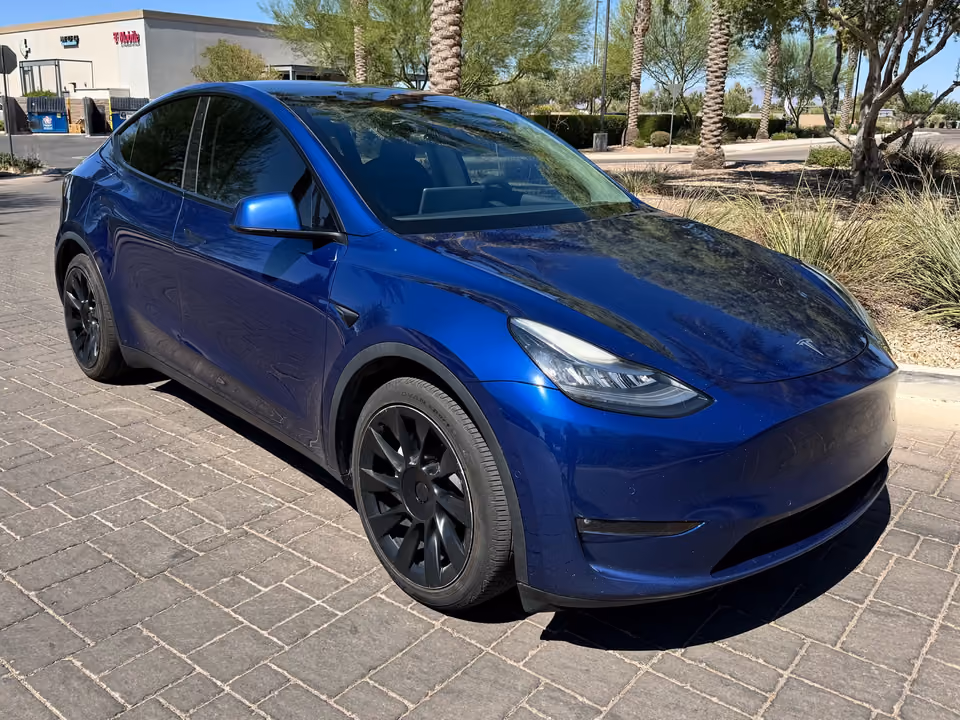 2021 Tesla Model Y Long Range AWD photo
