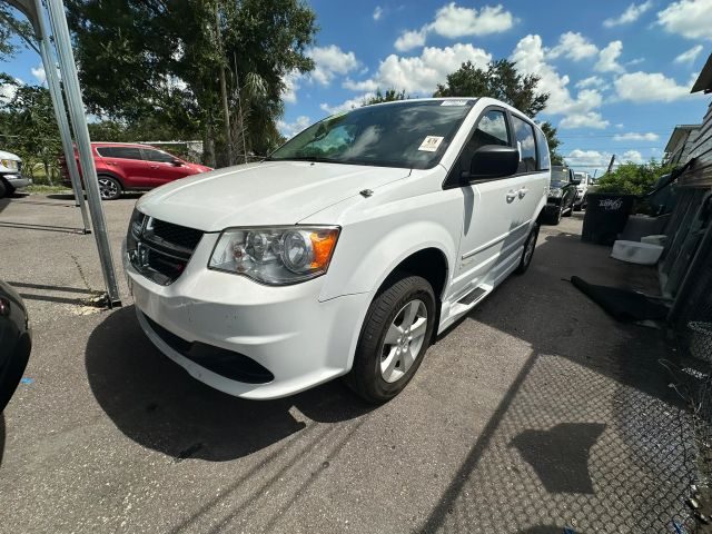2016 Dodge Grand Caravan SE FWD photo