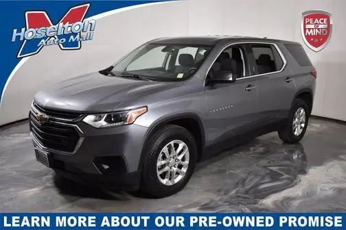 2021 Chevrolet Traverse LS AWD photo